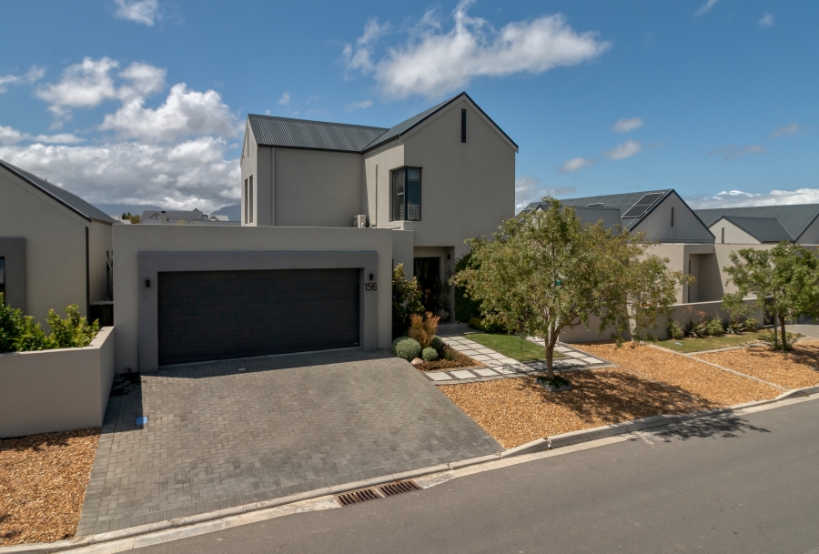 3 Bedroom Property for Sale in Aan de Wijnlanden Western Cape